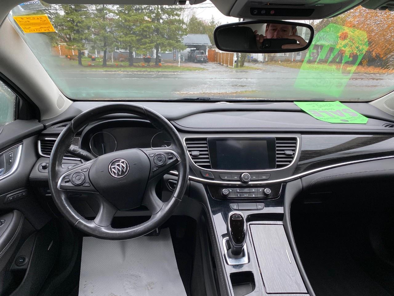 2019 Buick LaCrosse FWD Essence Photo