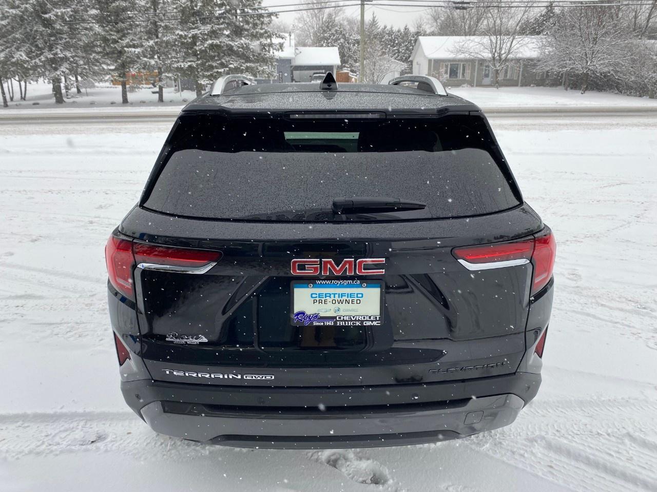 2025 GMC Terrain AWD Elevation Photo2