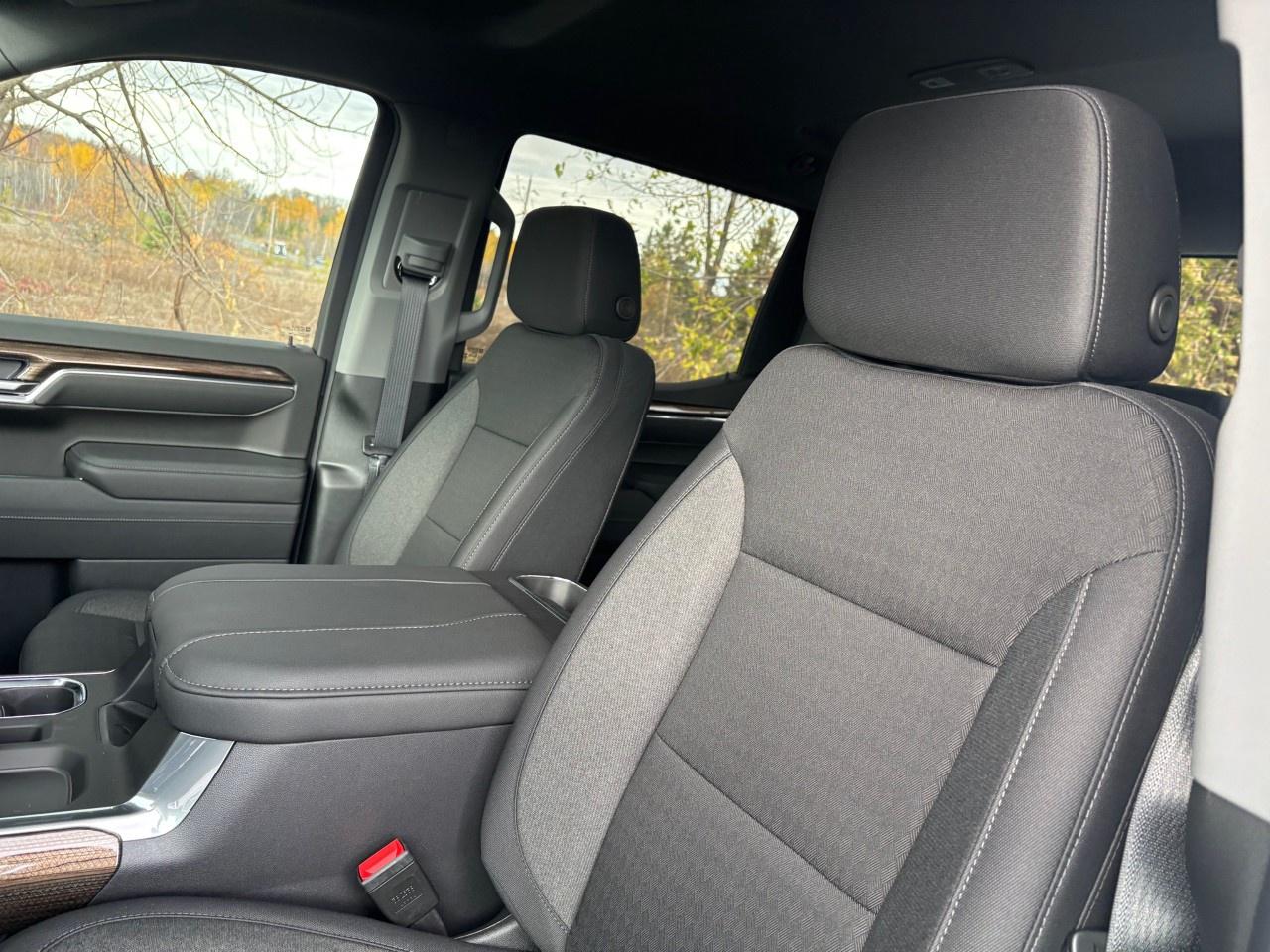 2026 Chevrolet Silverado 1500 Crew Cab Standard Box 4-Wheel Drive LT Photo