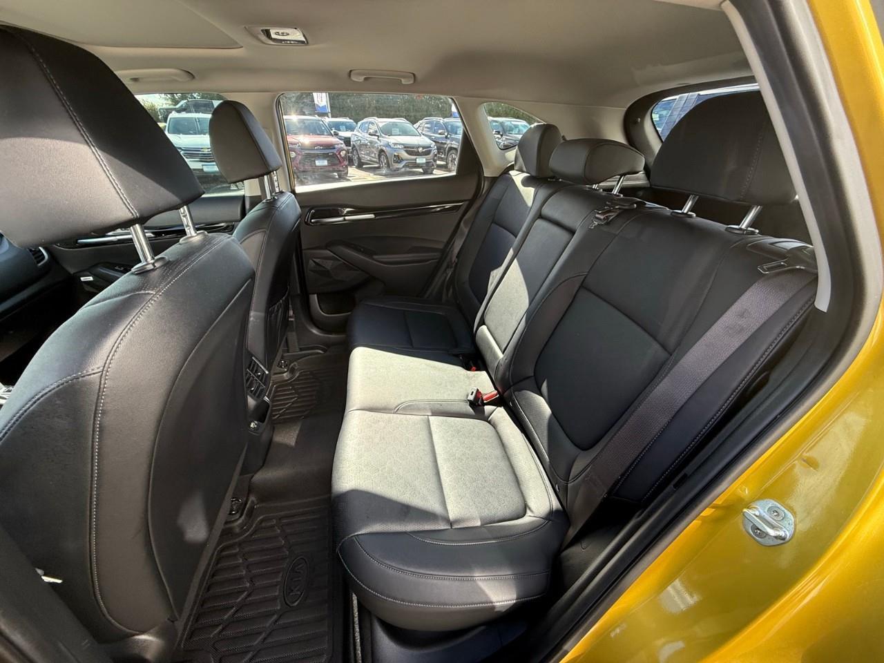 2021 Kia Seltos SX Turbo 4dr All-Wheel Drive Photo