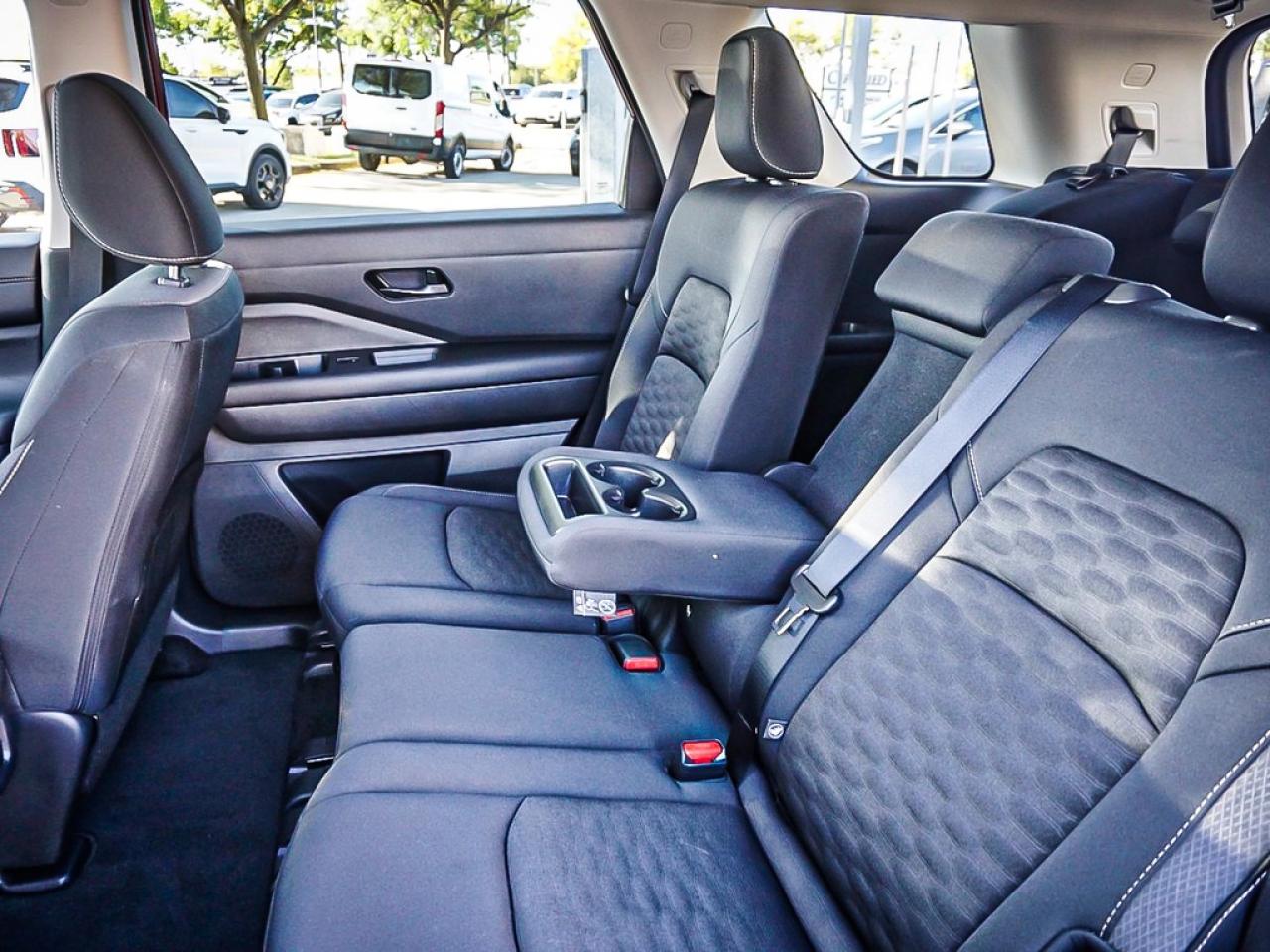 2024 Nissan Pathfinder  Photo