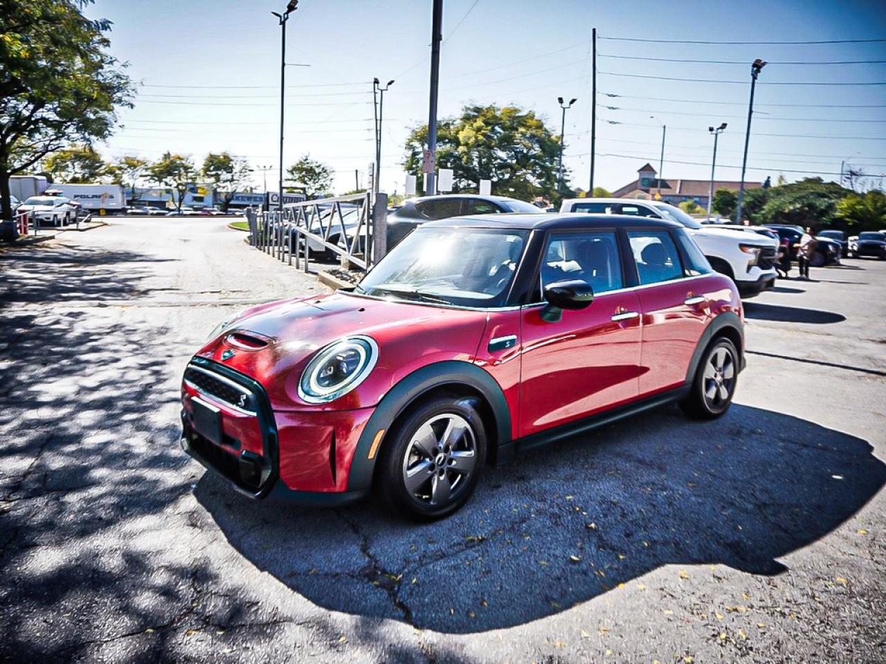 2024 MINI 5 Door  Photo4