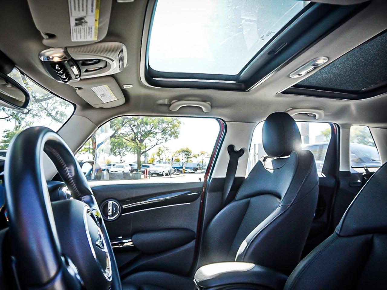 2024 MINI 5 Door  Photo