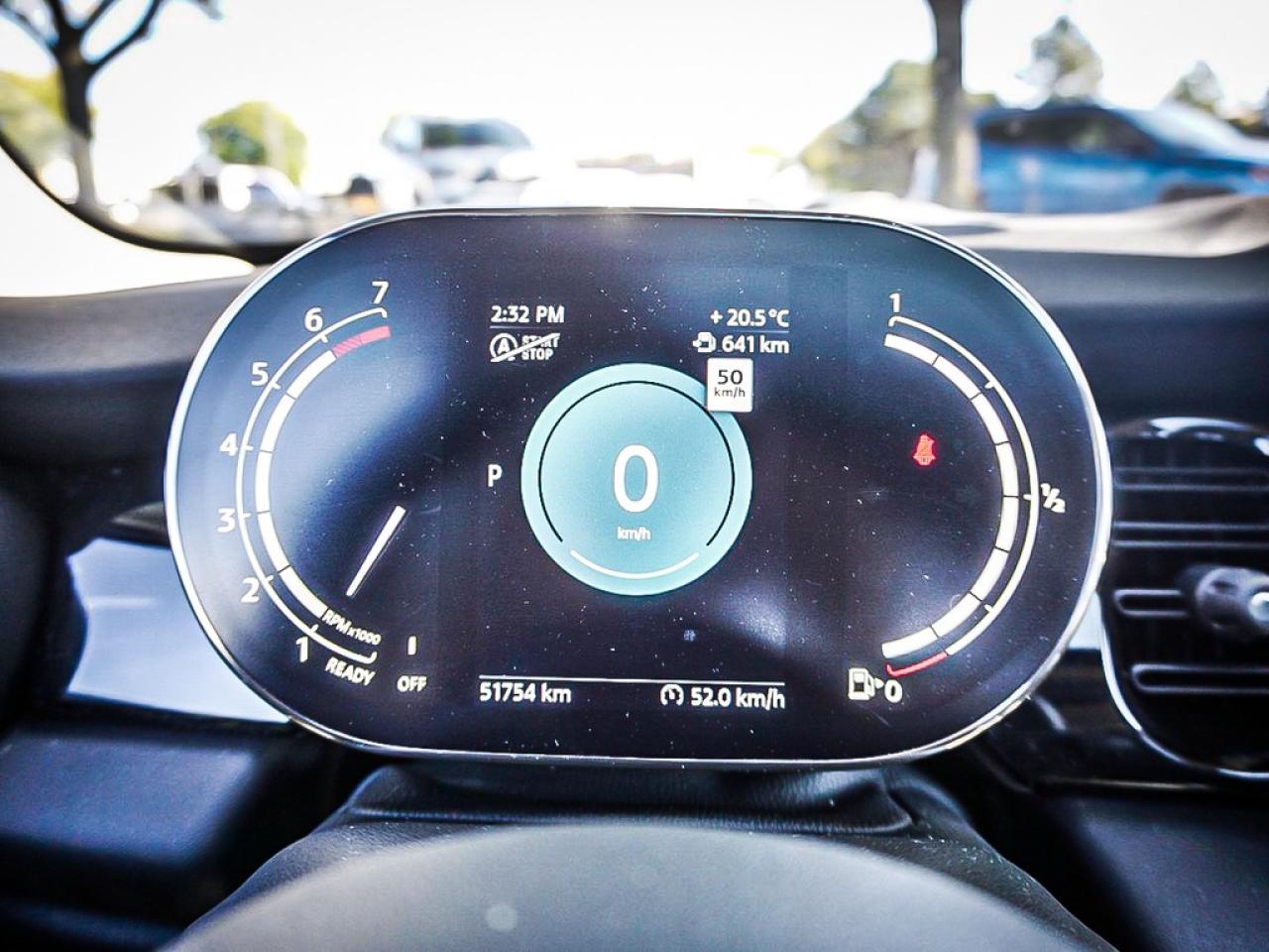 2024 MINI 5 Door  Photo