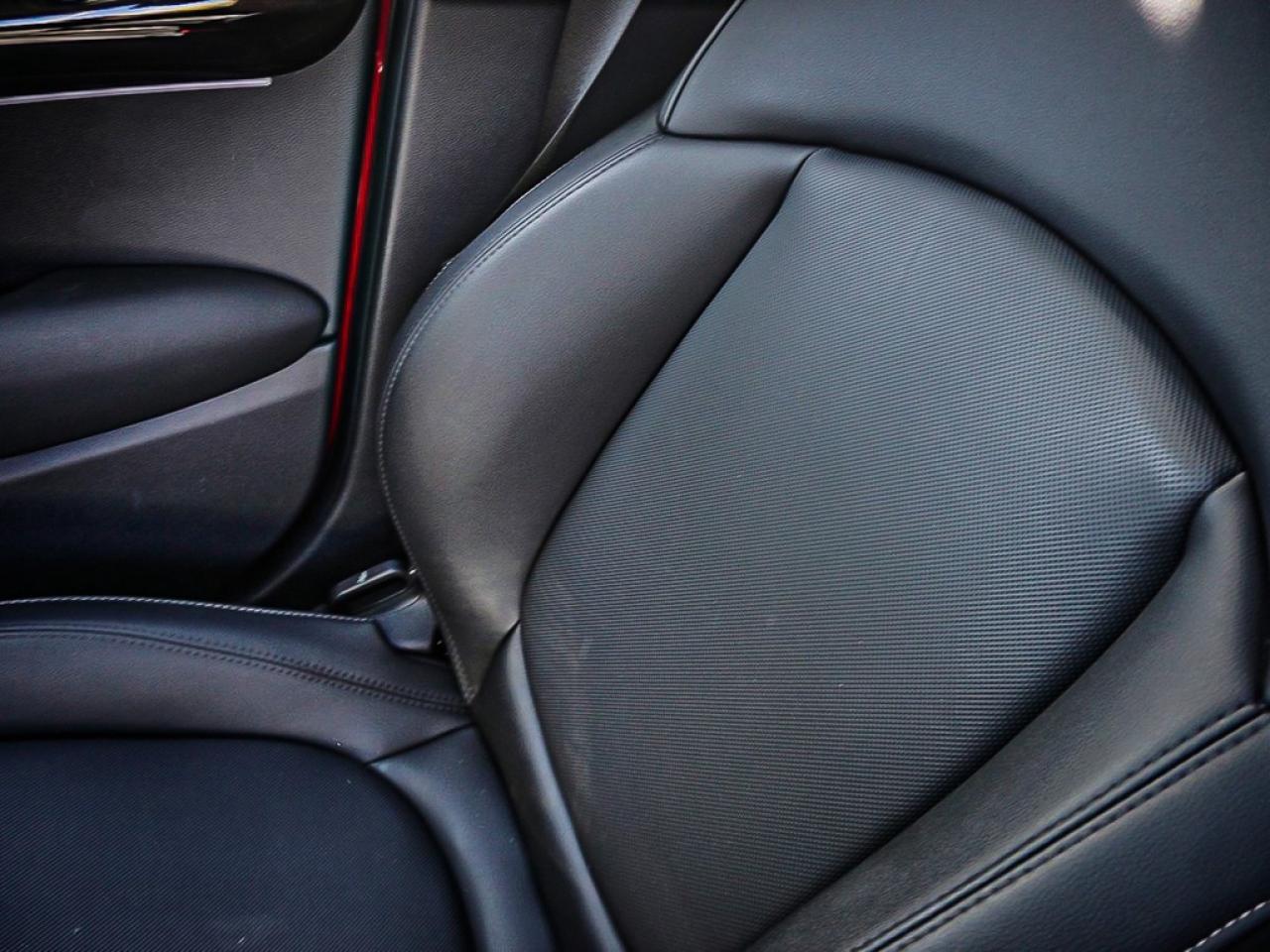 2024 MINI 5 Door  Photo