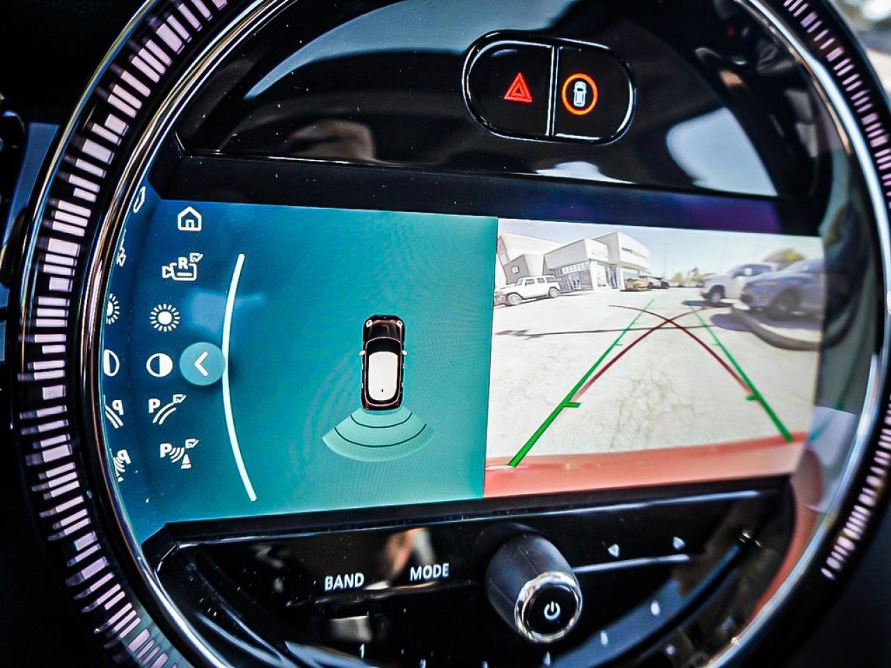 2024 MINI 5 Door  Photo