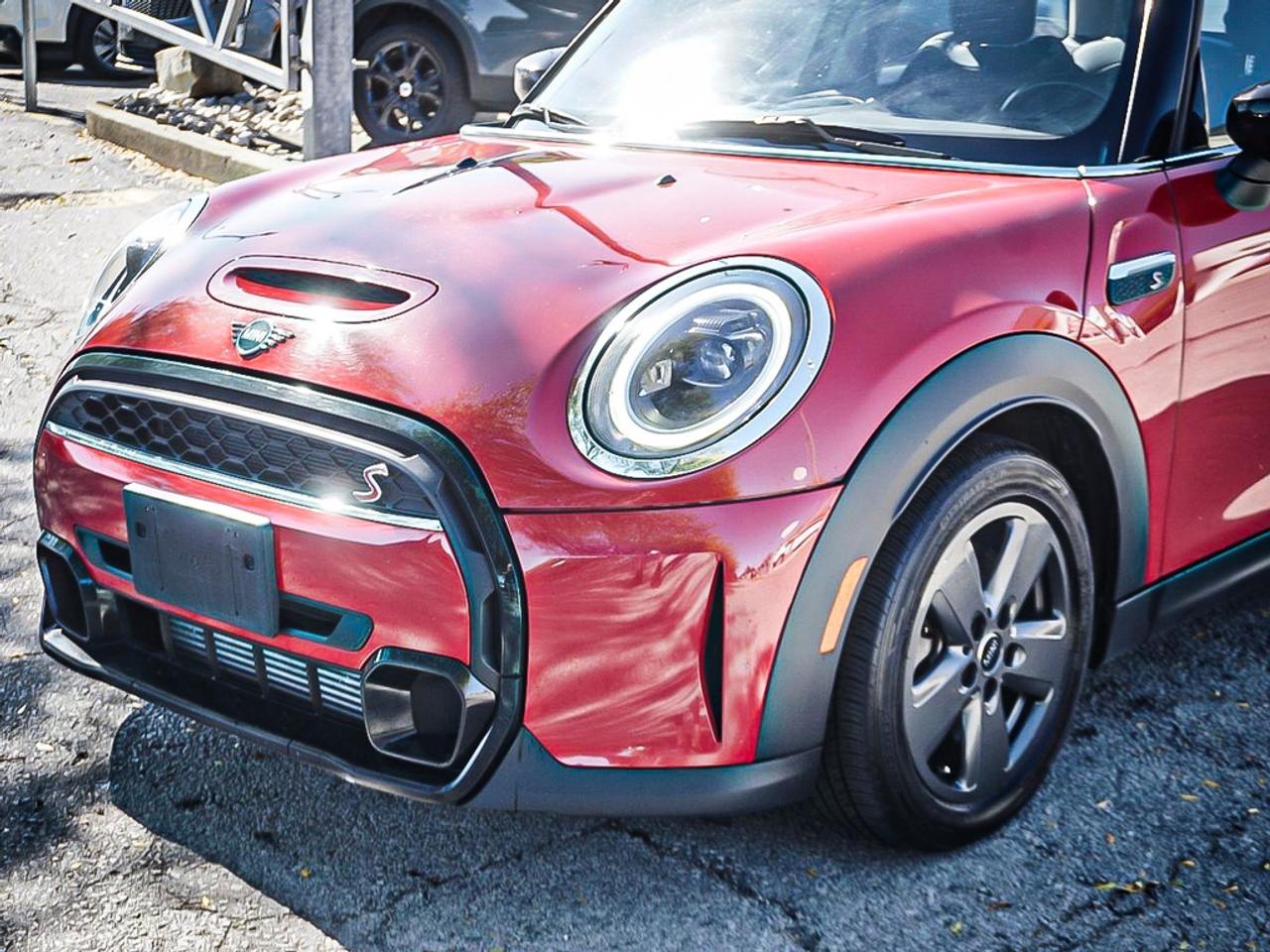 2024 MINI 5 Door  Photo