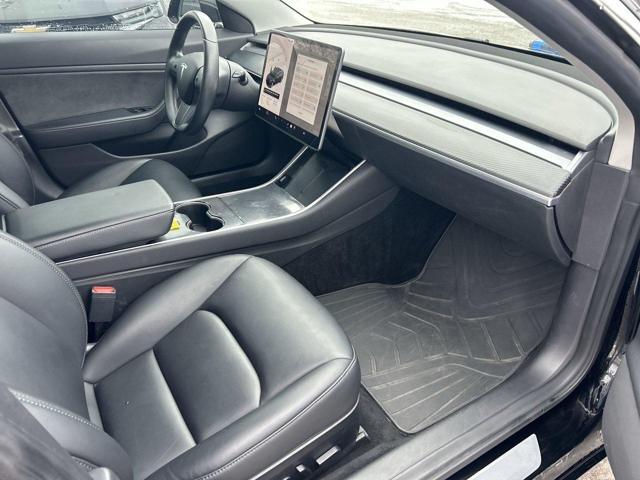 2019 Tesla Model 3 Performance 1-Owner Clean CarFax FSD Winter Tires Photo