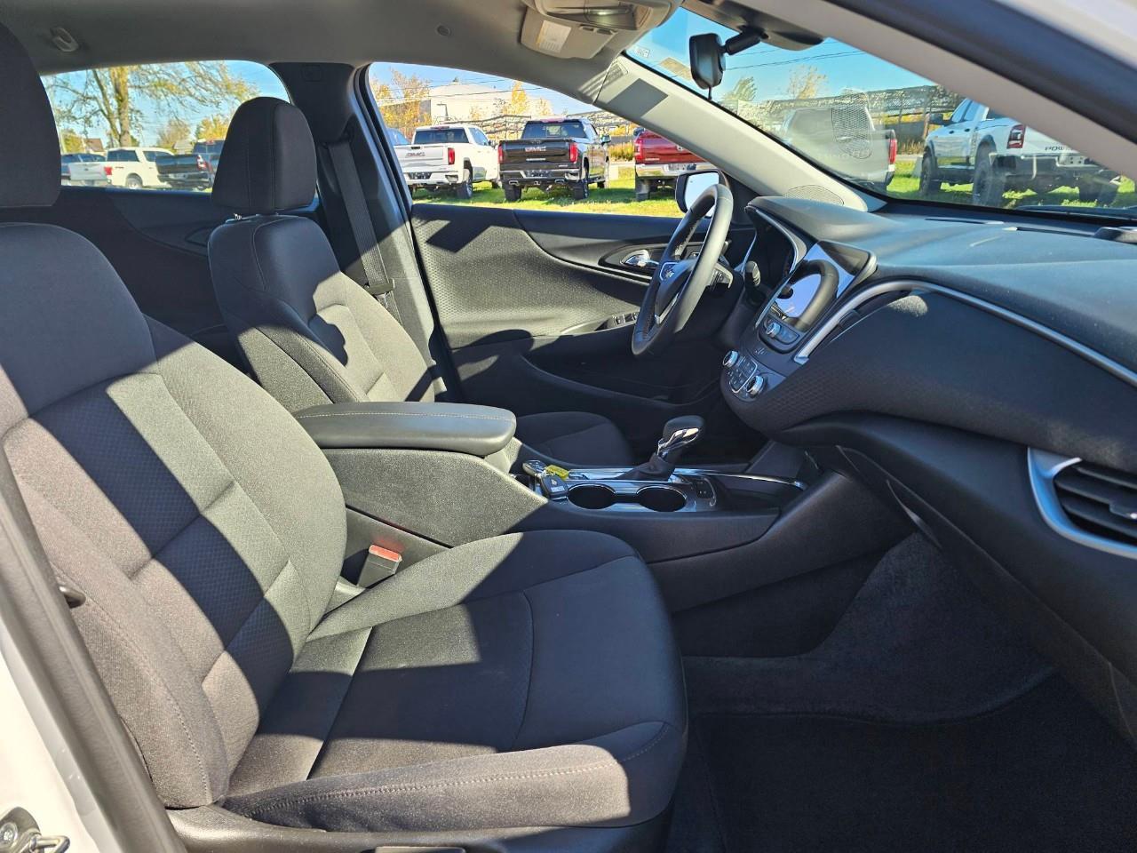 2024 Chevrolet Malibu 1LT 4dr Sedan Photo