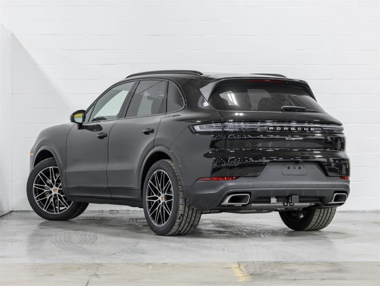 2025 Porsche Cayenne  Photo