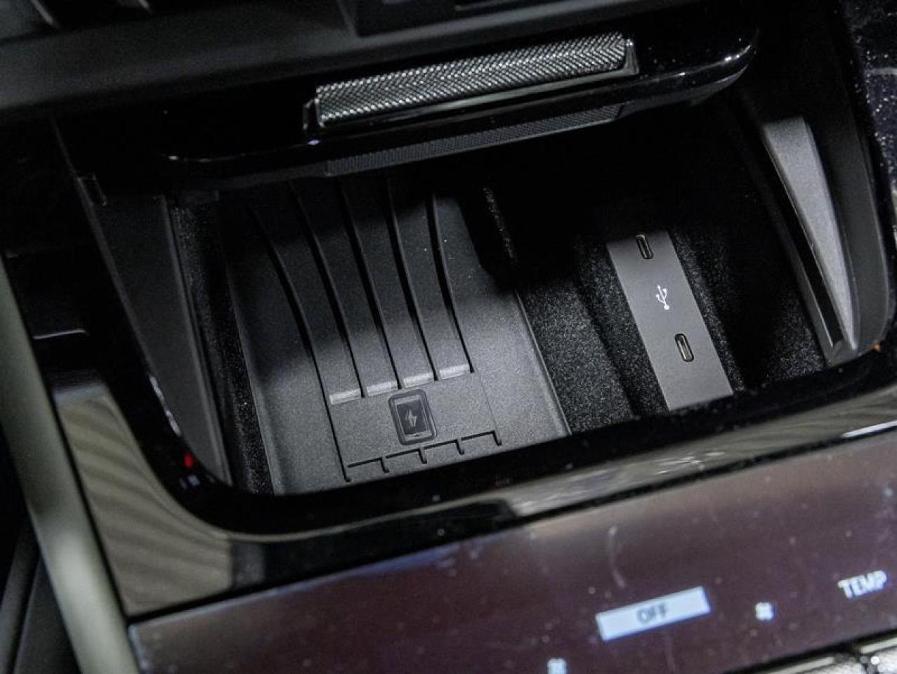 2025 Porsche Cayenne  Photo