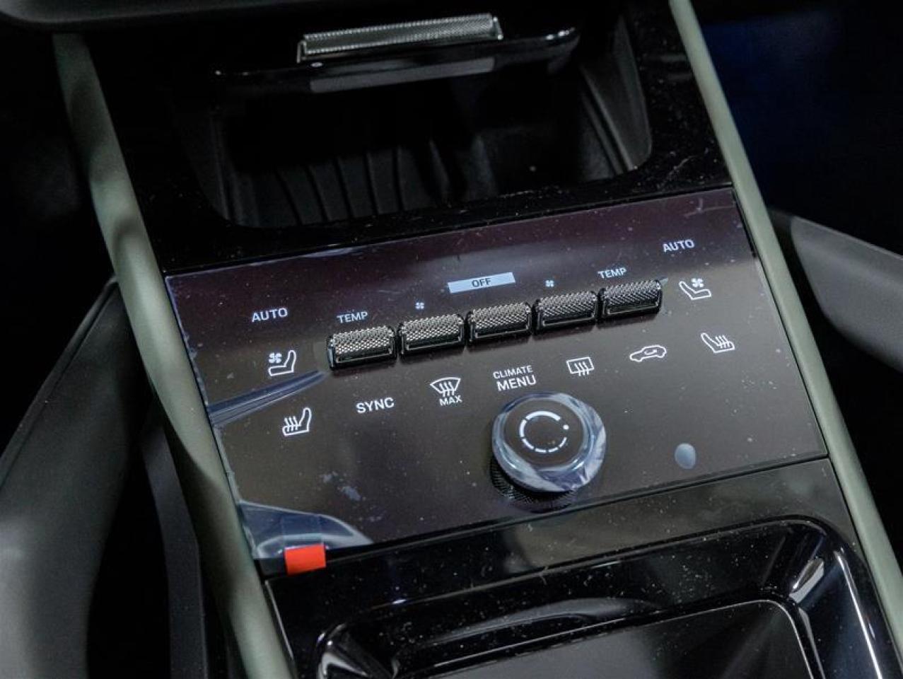 2025 Porsche Cayenne  Photo