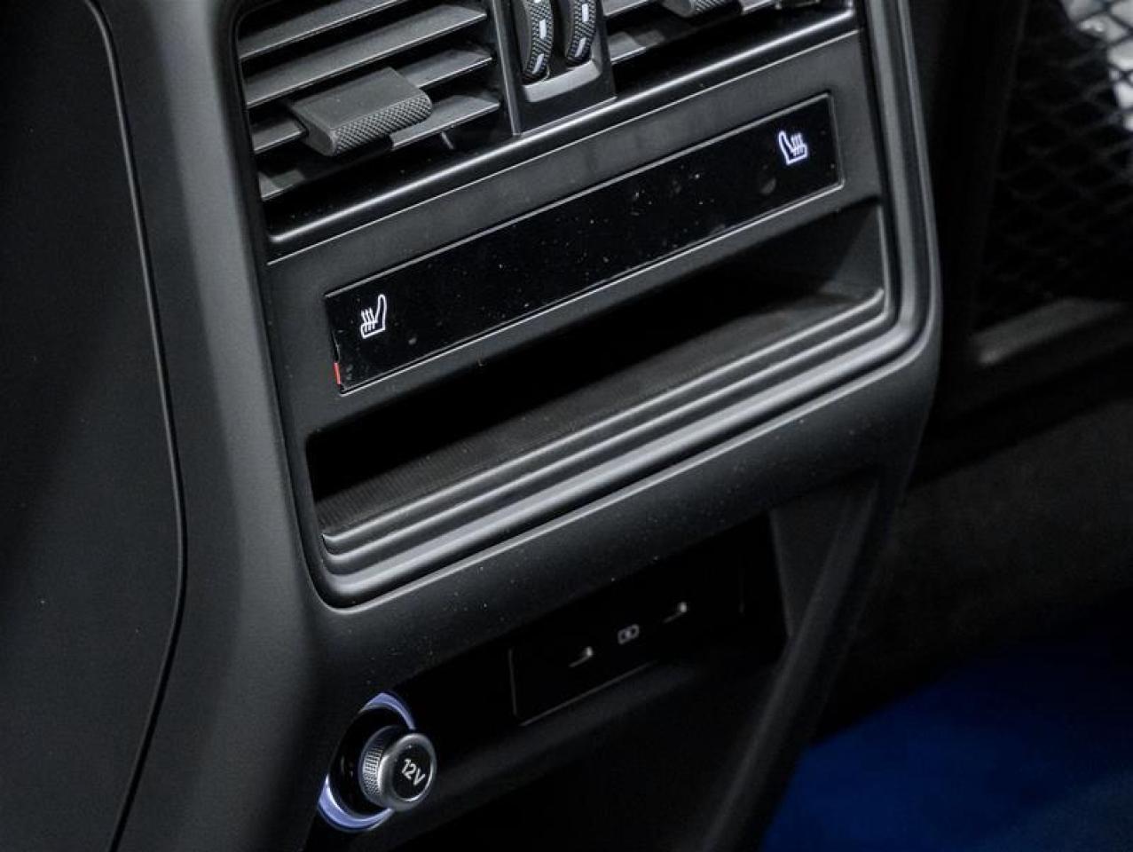 2025 Porsche Cayenne  Photo