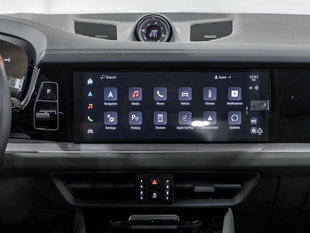 2025 Porsche Cayenne  Photo