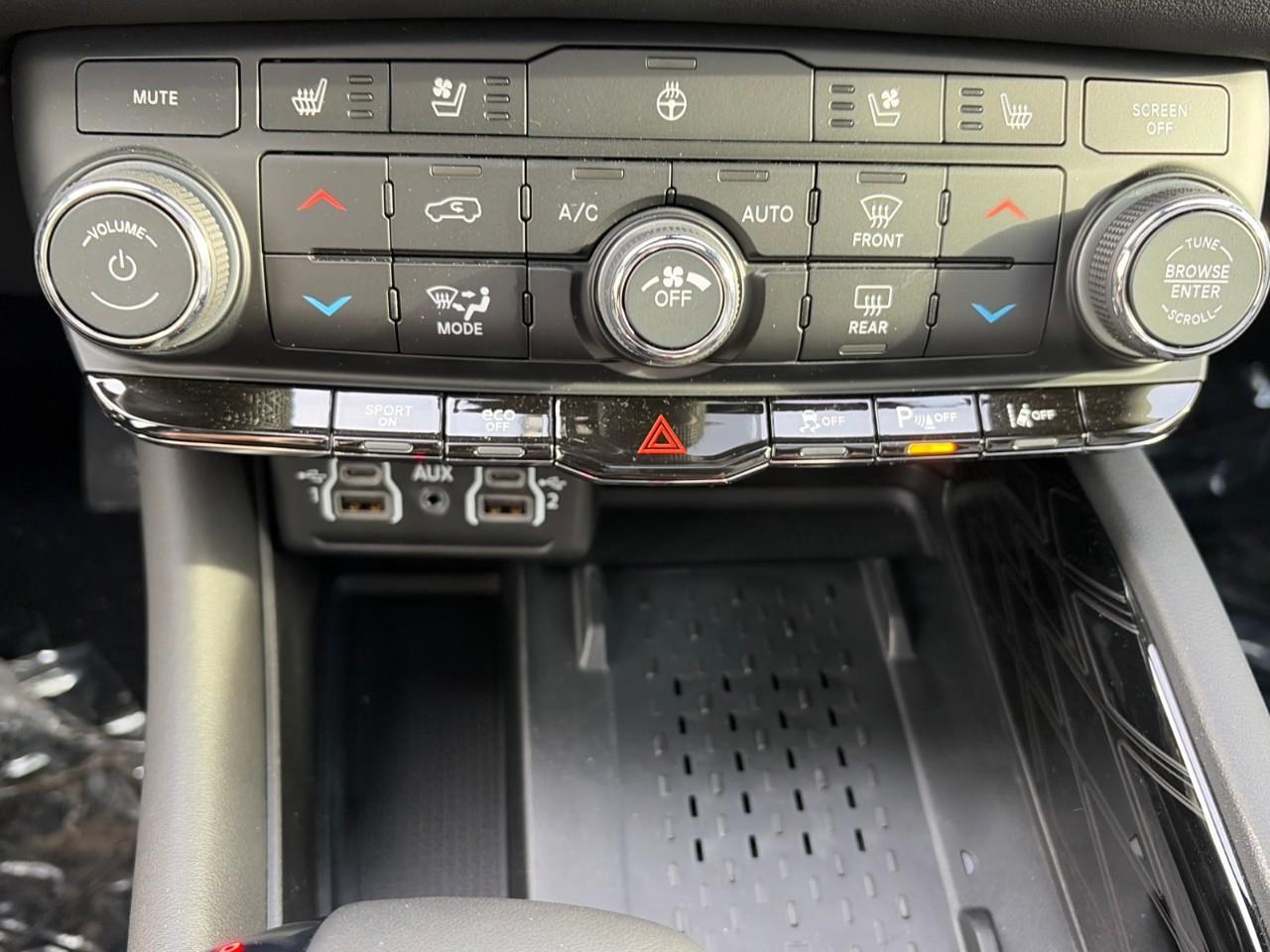 2026 Dodge Durango GT HEMI V8 4dr All-Wheel Drive Photo