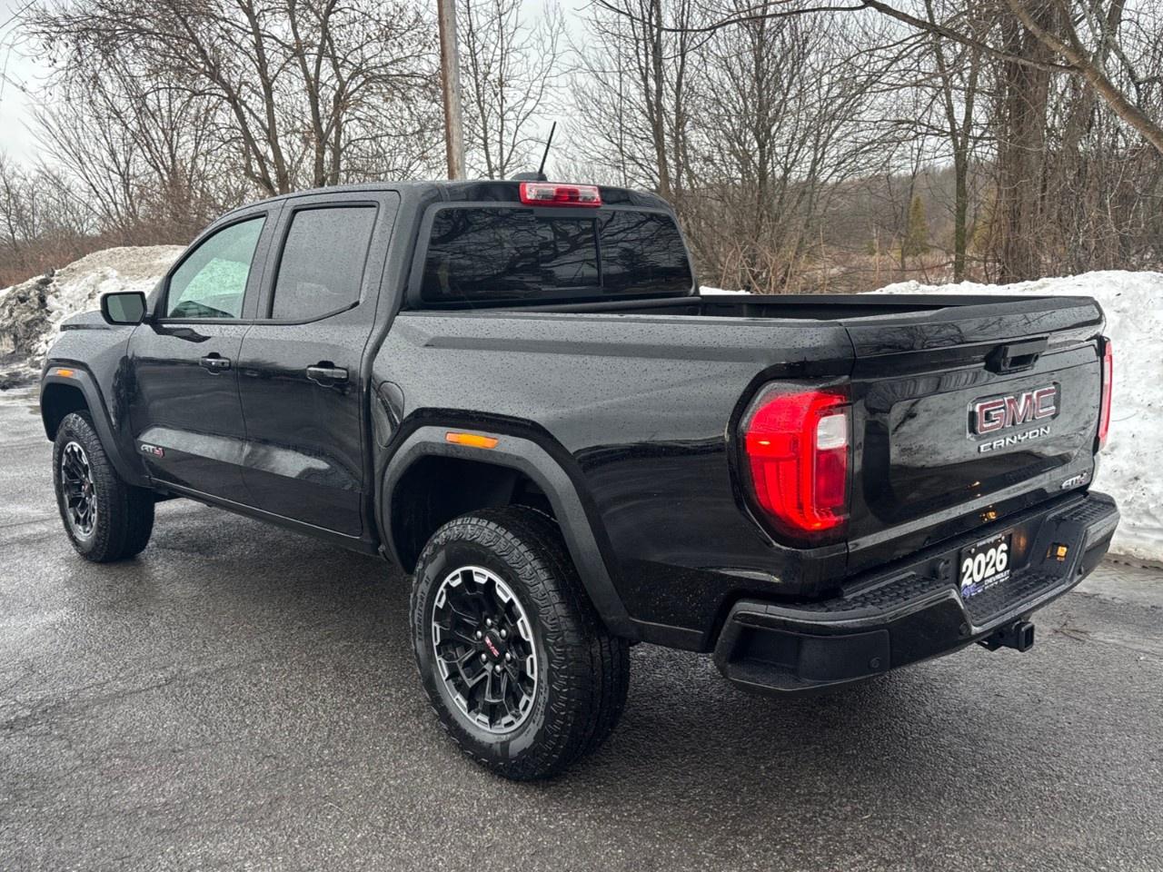 2026 GMC Canyon Crew Cab Short Box 4-Wheel Drive AT4 Photo2