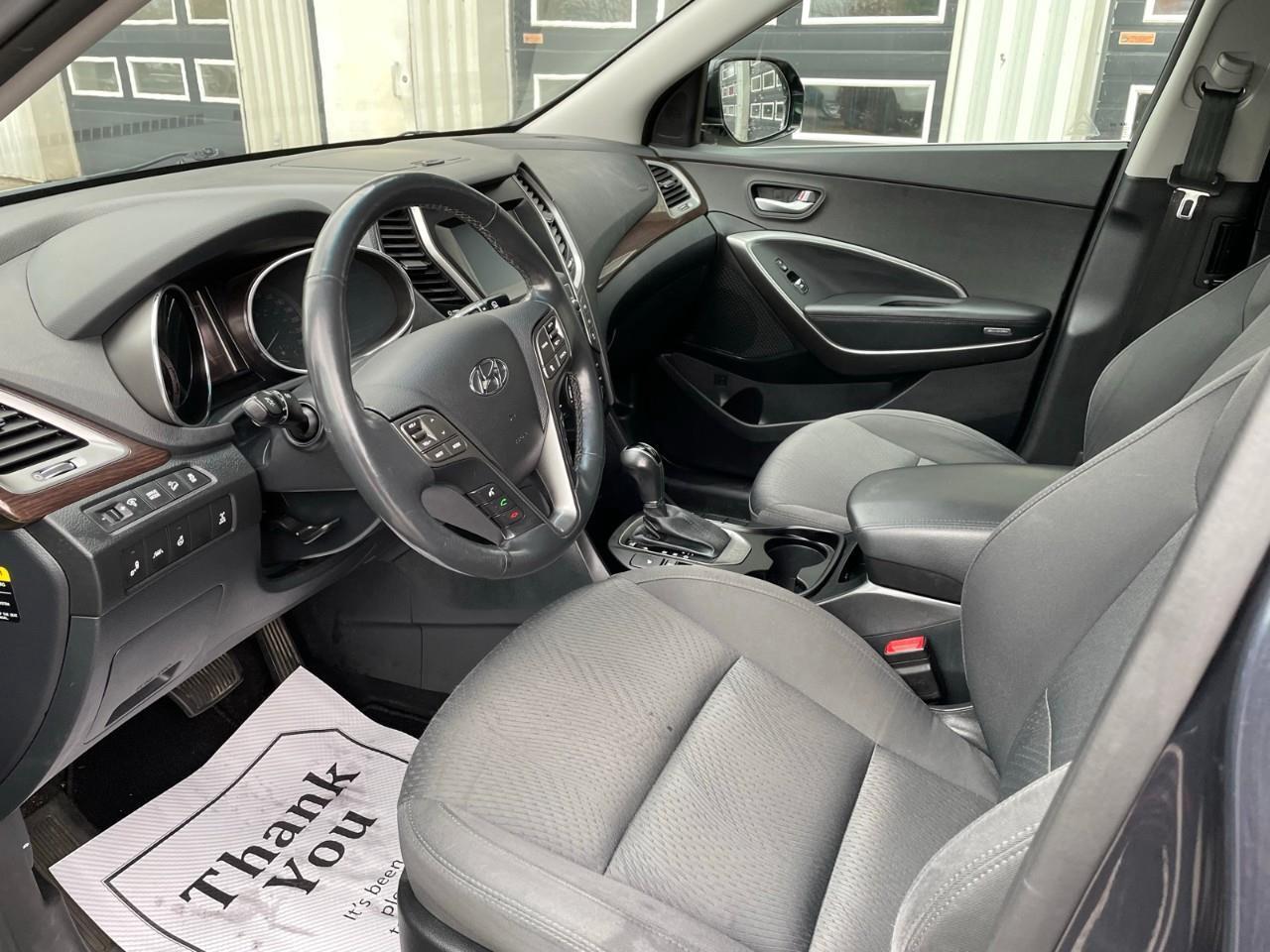 2019 Hyundai Santa Fe XL Preferred (A6) 4dr All-Wheel Drive Photo