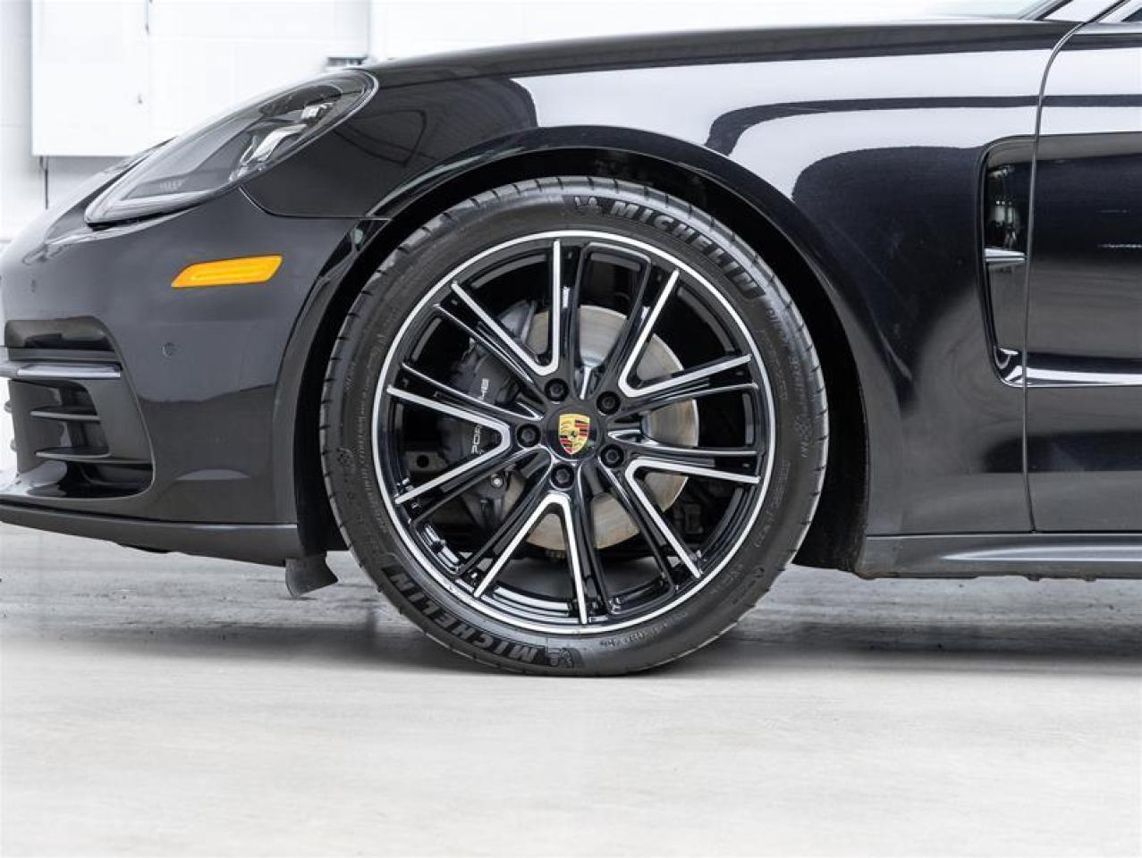 2020 Porsche Panamera  Photo