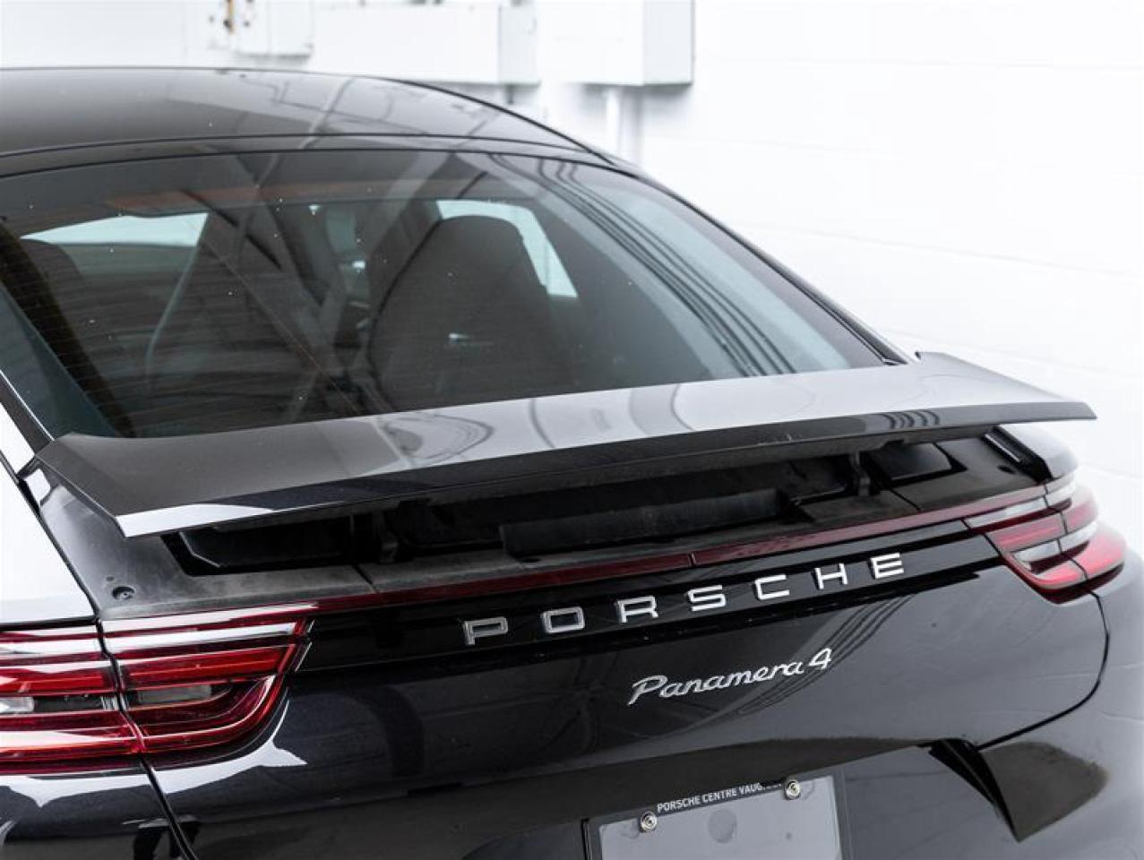2020 Porsche Panamera  Photo
