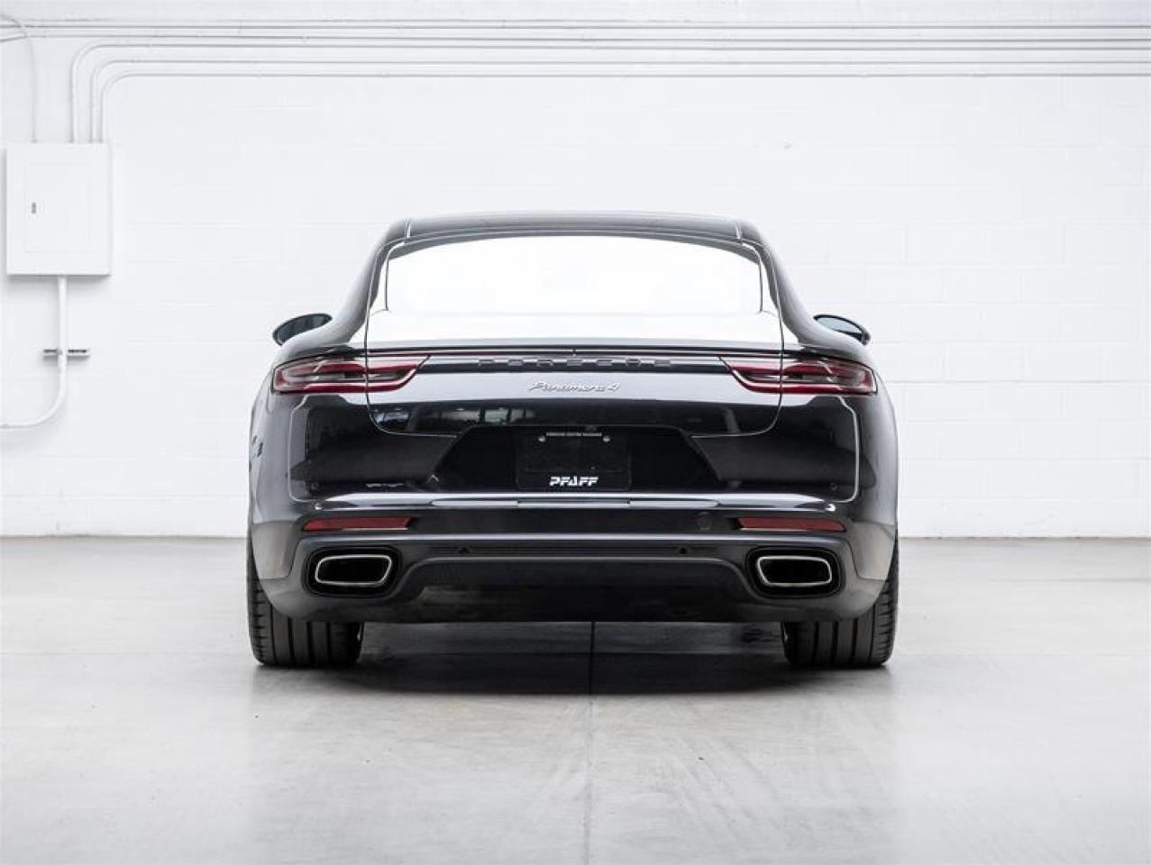 2020 Porsche Panamera  Photo