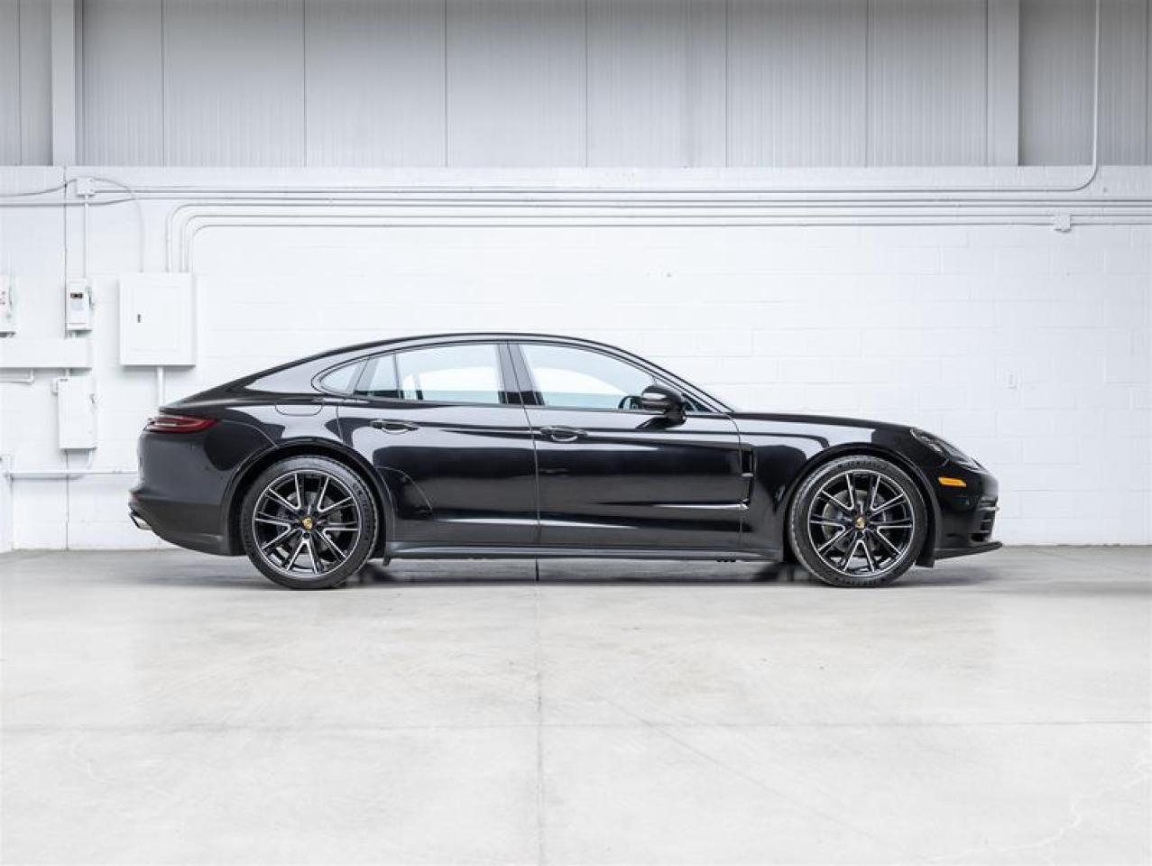 2020 Porsche Panamera  Photo