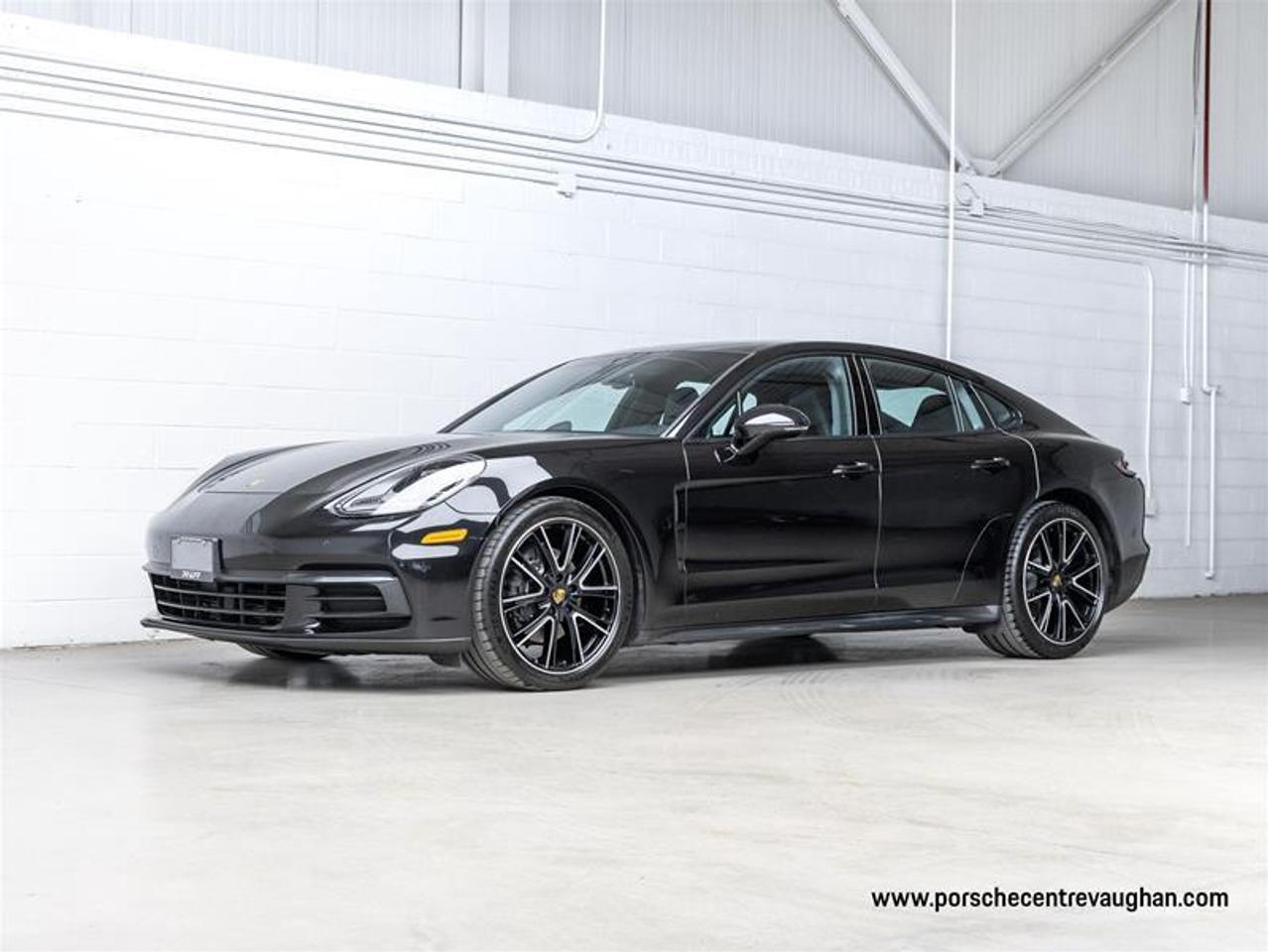 2020 Porsche Panamera  Photo
