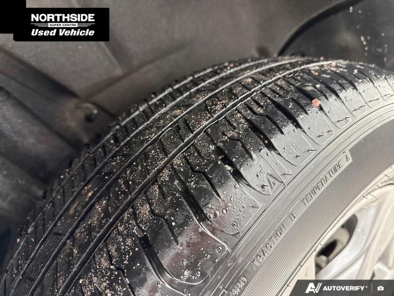 2023 Toyota RAV4 XLE 4dr All-wheel Drive Photo