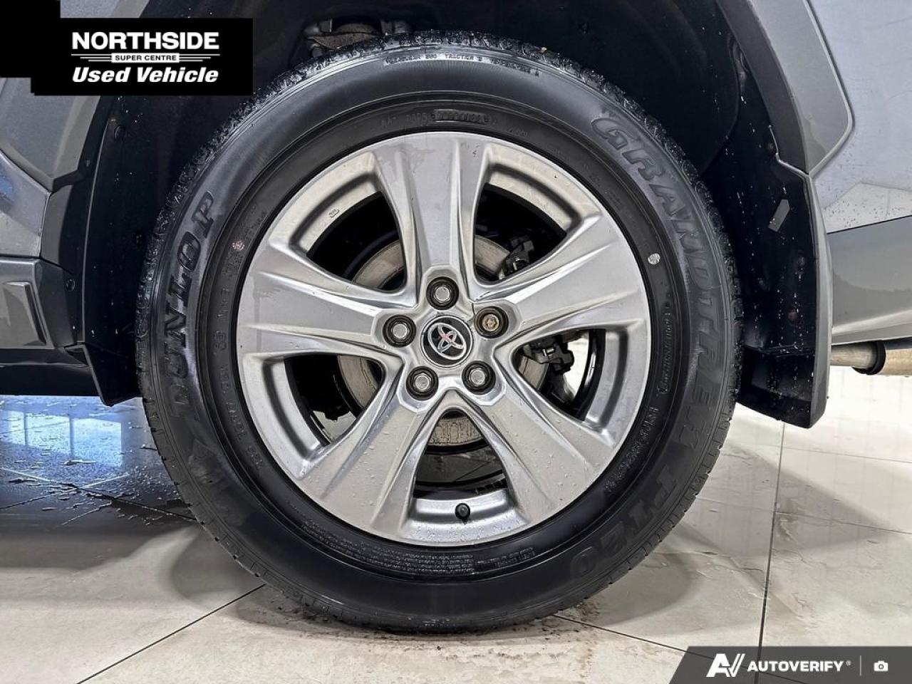 2023 Toyota RAV4 XLE 4dr All-wheel Drive Photo