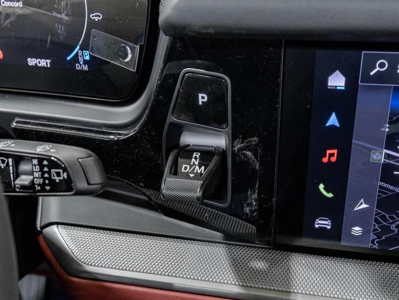 2025 Porsche Cayenne  Photo