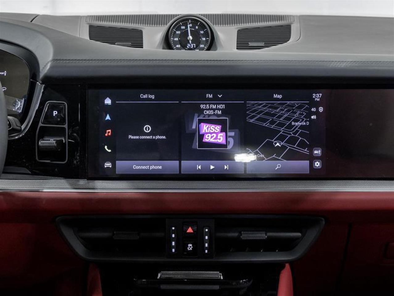 2025 Porsche Cayenne  Photo