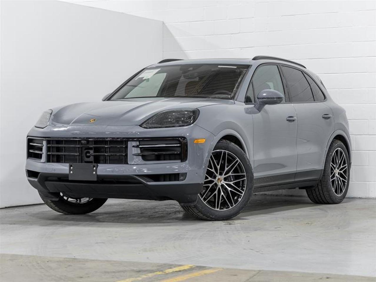 2025 Porsche Cayenne  Photo0