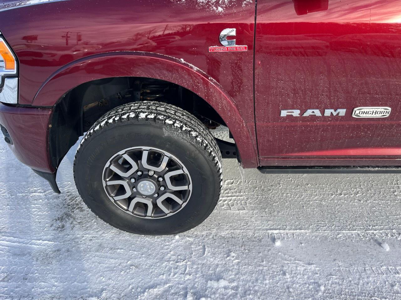 2022 RAM 2500 Limited Longhorn 4x4 Crew Cab 6'4" Box Photo