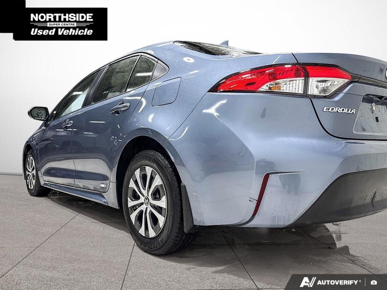 2025 Toyota Corolla Hybrid LE 4dr All-Wheel Drive Sedan Photo4