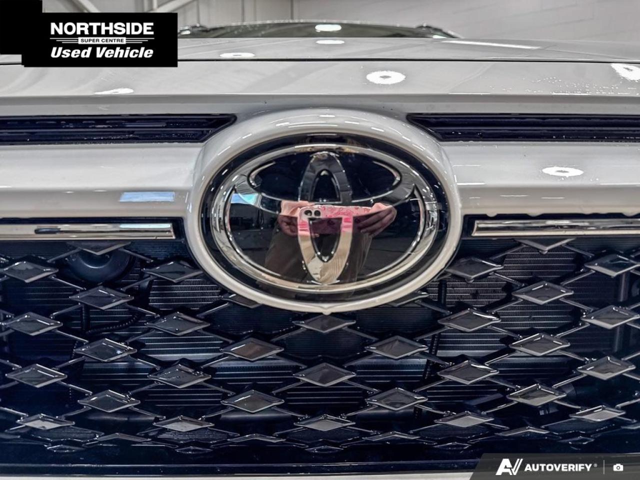 2025 Toyota RAV4 Plug-In Hybrid SE 4dr All-Wheel Drive Photo