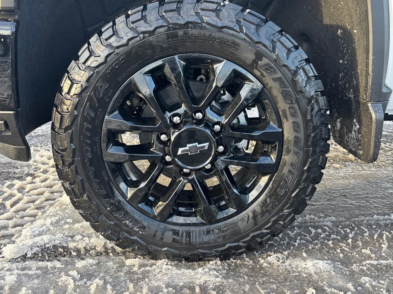 2026 Chevrolet Silverado 3500HD 4WD Crew Cab Long Box LTZ Photo