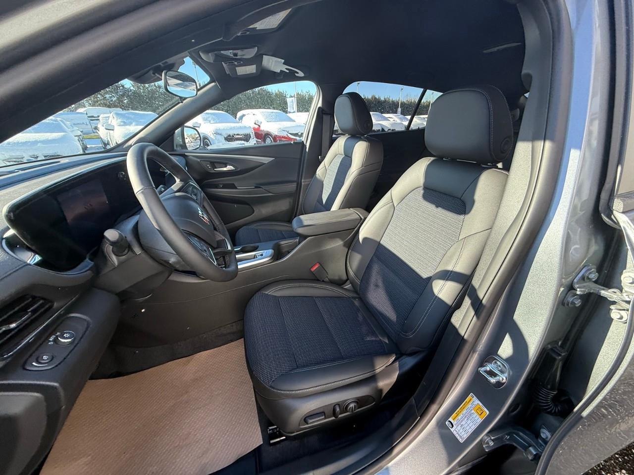 2025 Buick Envista Preferred 4dr Front-Wheel Drive Photo