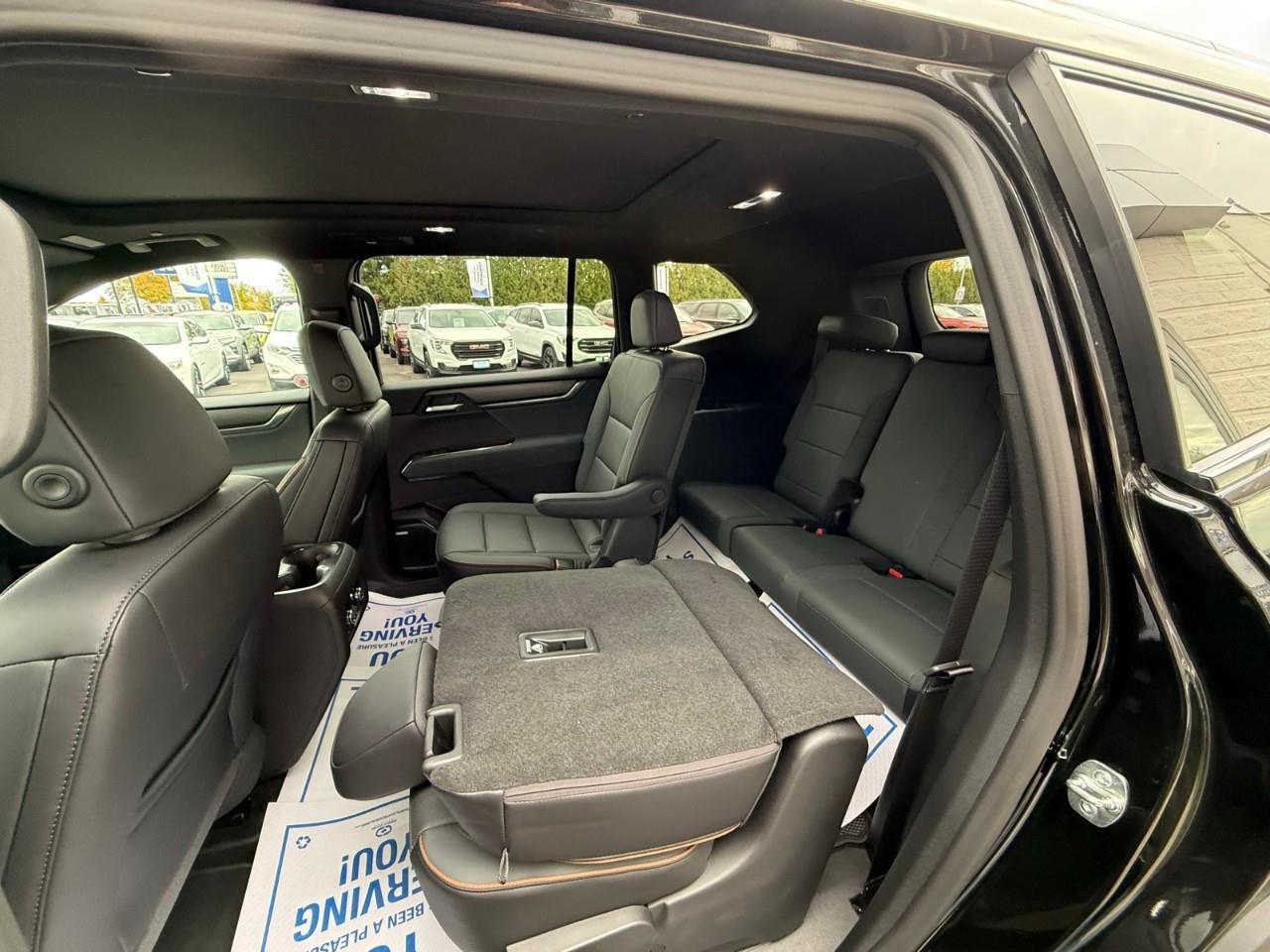 2026 GMC Acadia AT4 4dr All-Wheel Drive Photo