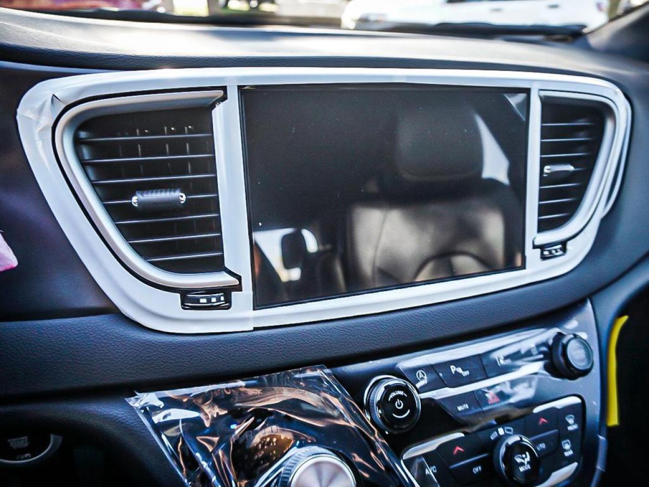 2026 Chrysler Grand Caravan  Photo