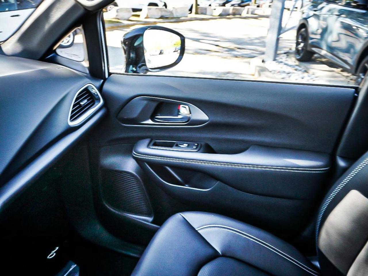 2026 Chrysler Grand Caravan  Photo