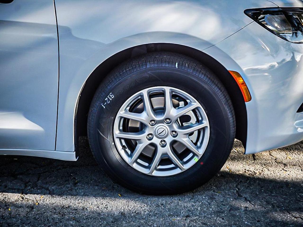 2026 Chrysler Grand Caravan  Photo