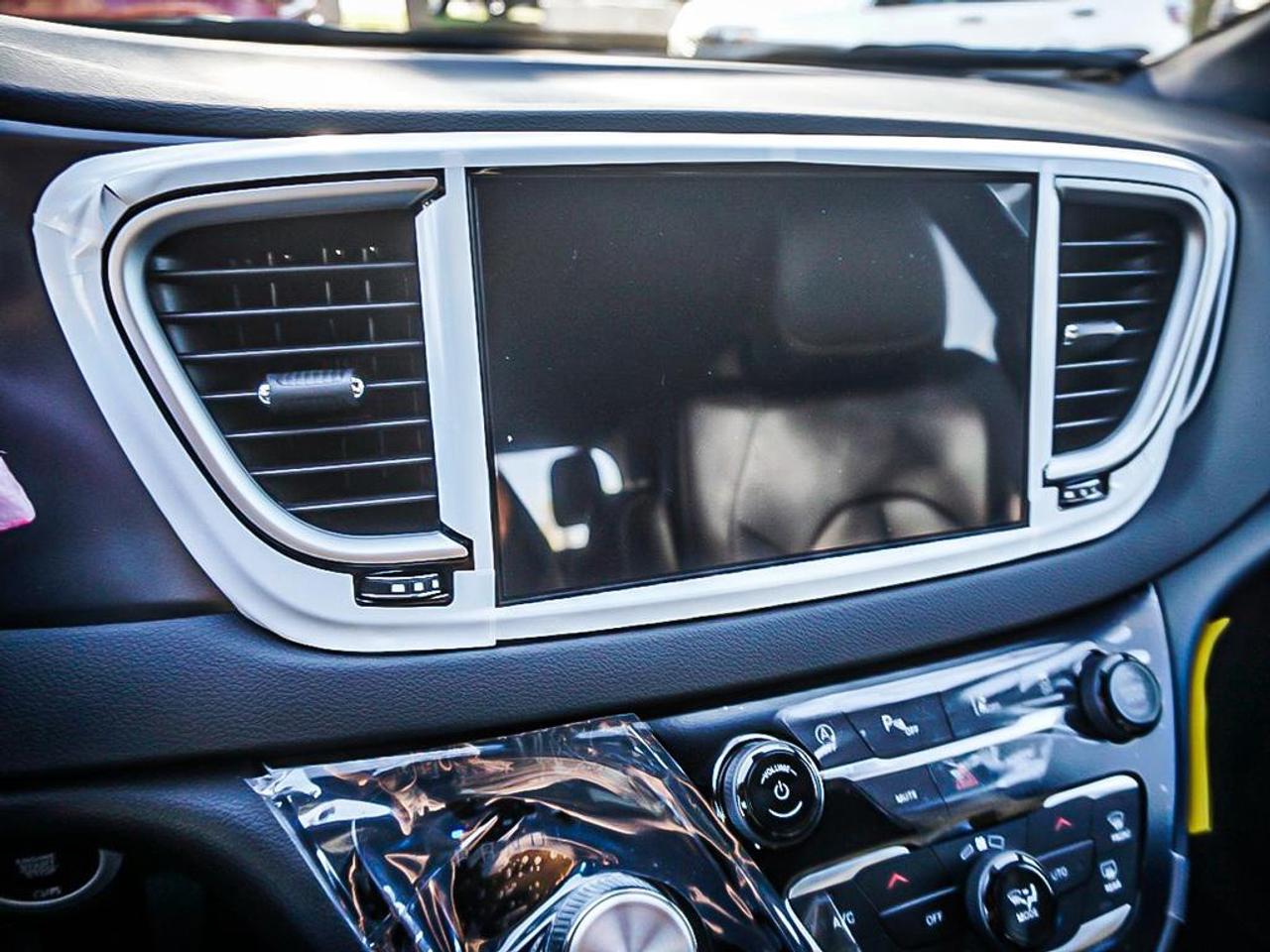 2026 Chrysler Grand Caravan  Photo