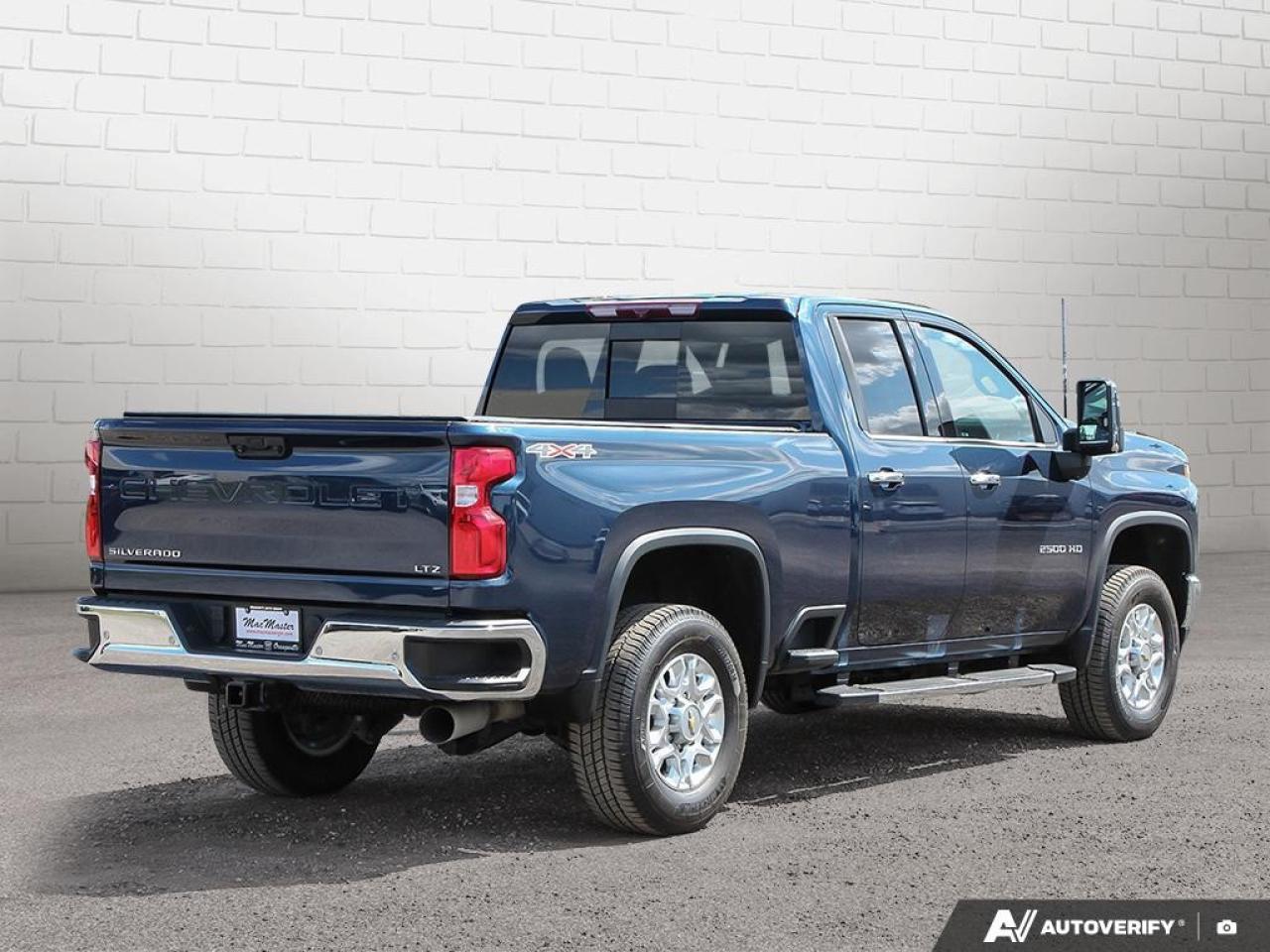 2023 Chevrolet SILVERADO 2500HD 4WD Double Cab Standard Box LTZ Photo