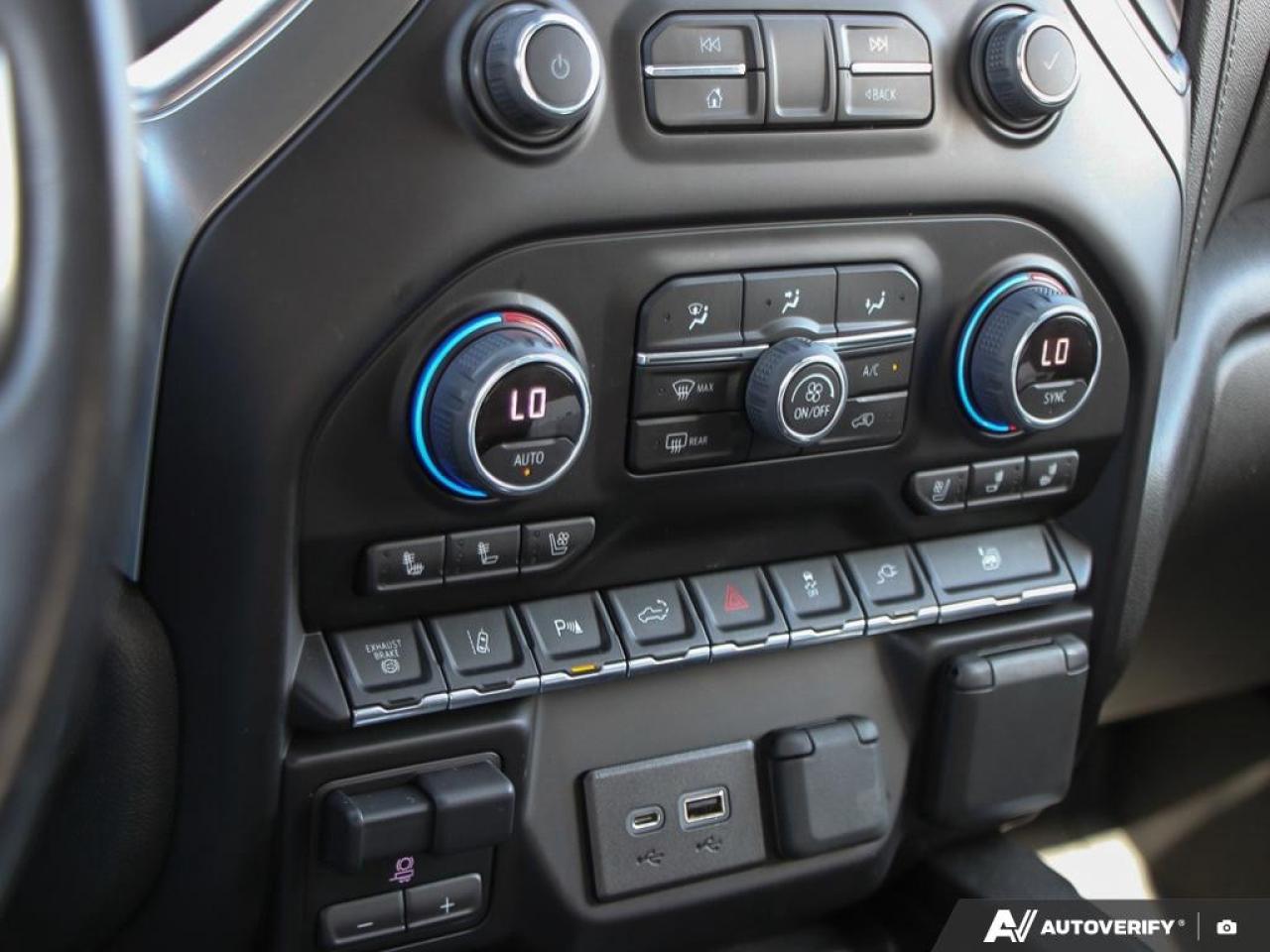 2023 Chevrolet SILVERADO 2500HD 4WD Double Cab Standard Box LTZ Photo