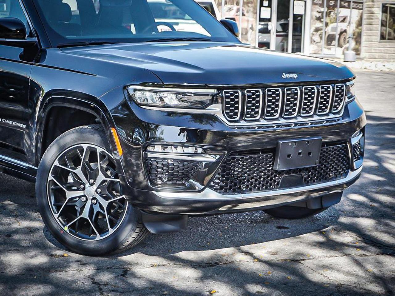 2025 Jeep Grand Cherokee  Photo