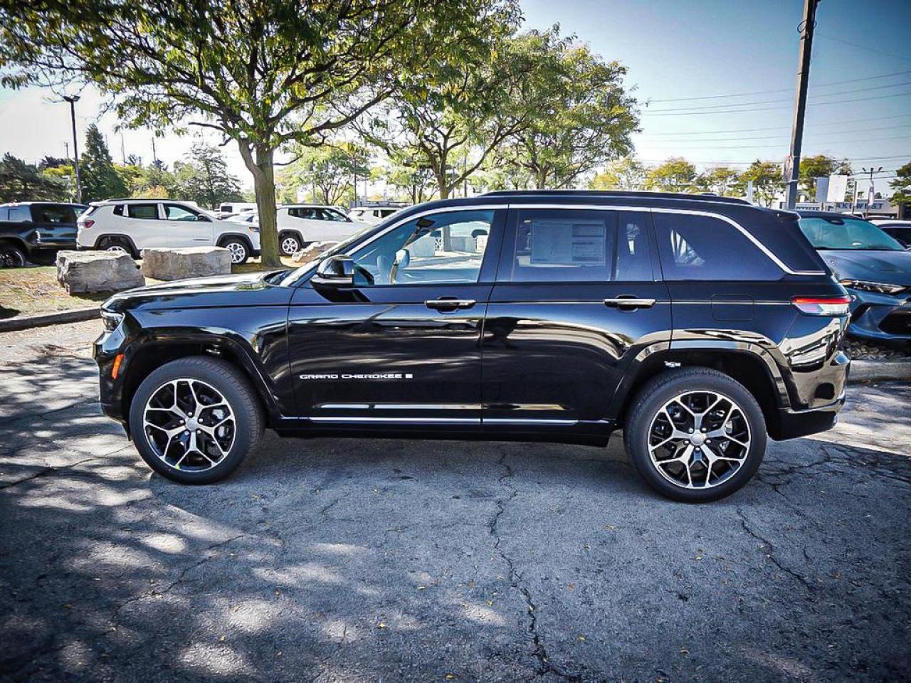 2025 Jeep Grand Cherokee  Photo