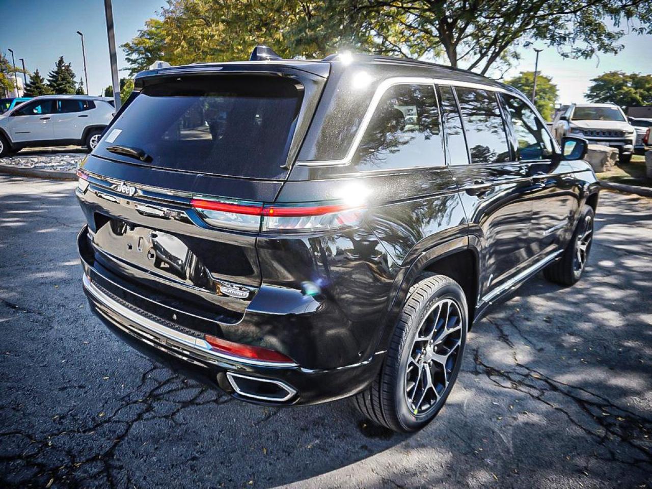 2025 Jeep Grand Cherokee  Photo