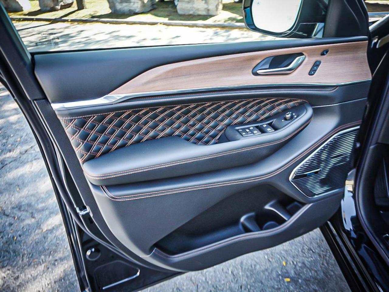 2025 Jeep Grand Cherokee  Photo