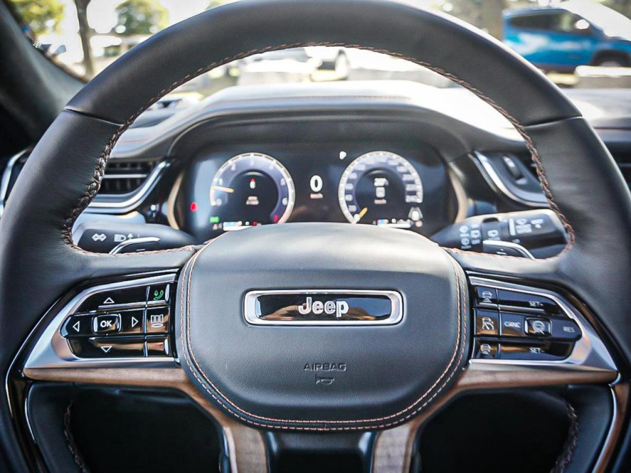 2025 Jeep Grand Cherokee  Photo