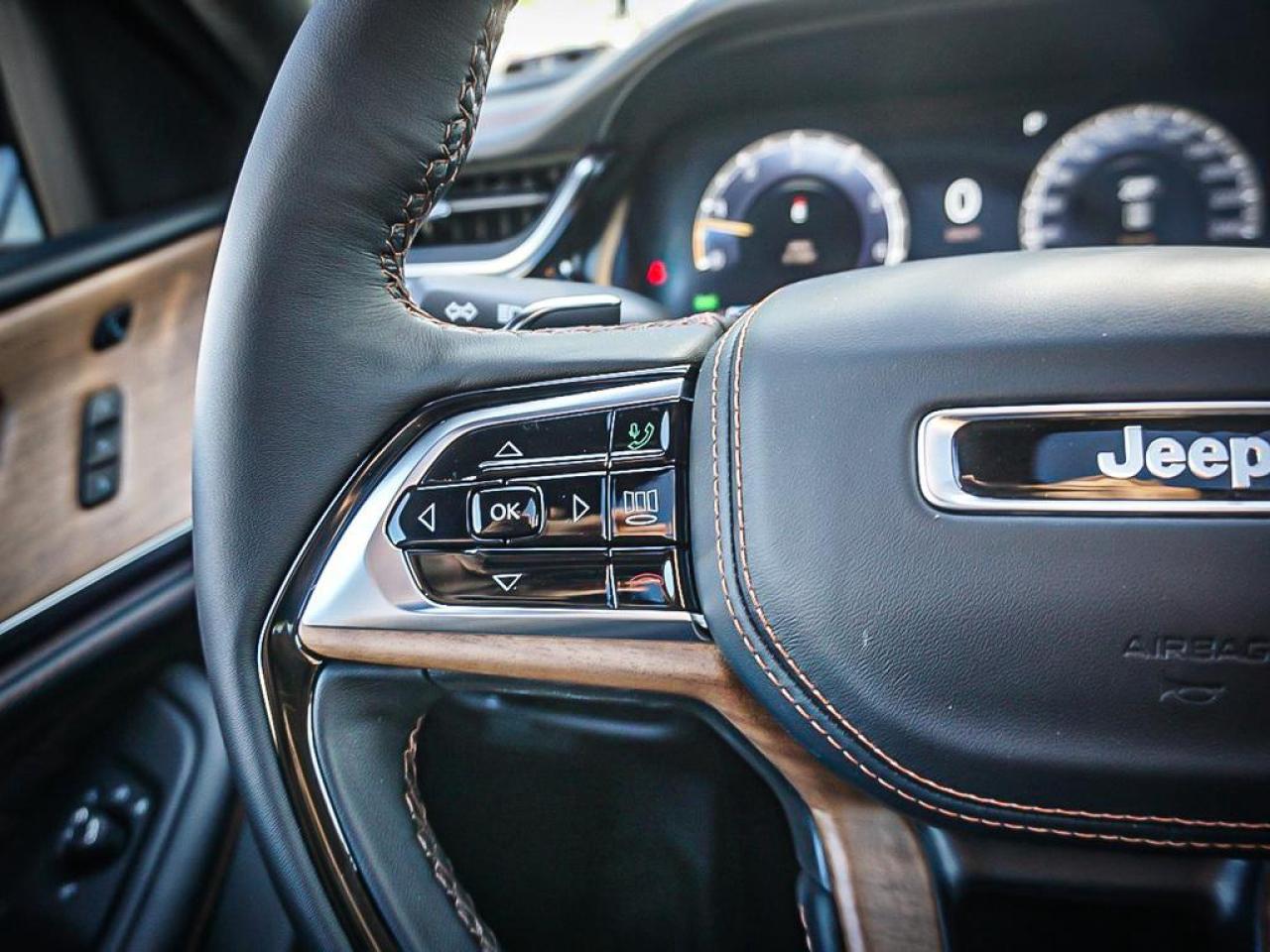 2025 Jeep Grand Cherokee  Photo