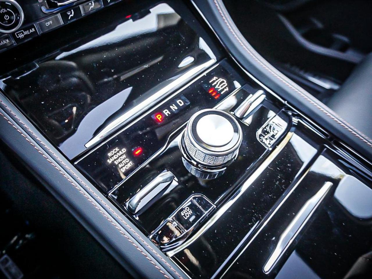 2025 Jeep Grand Cherokee  Photo